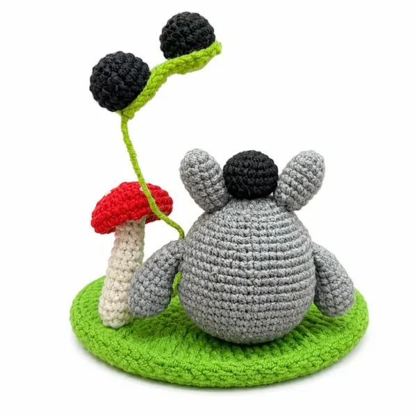 Handmade crochet mobile phone stand