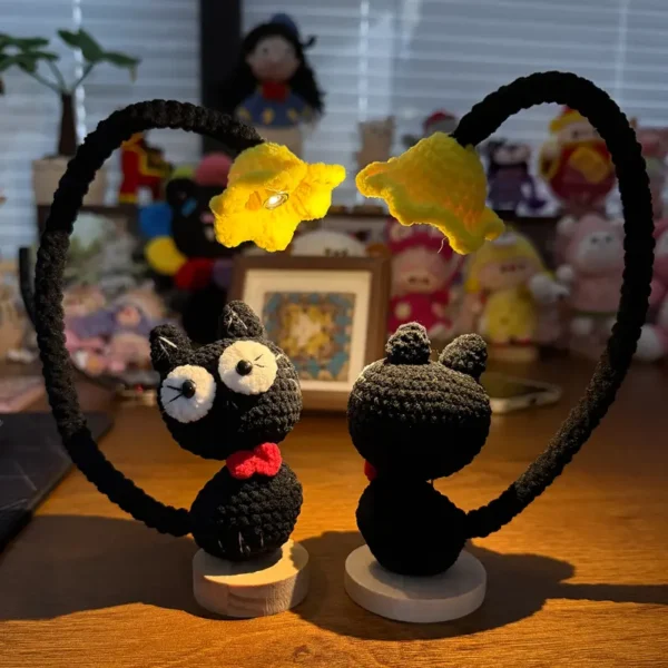 Handmade Crochet Kitten Lamp Desk Ornament